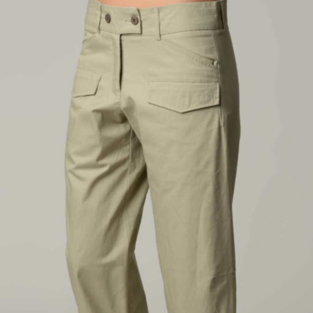 Elegant Beige Cropped Pants for Women
